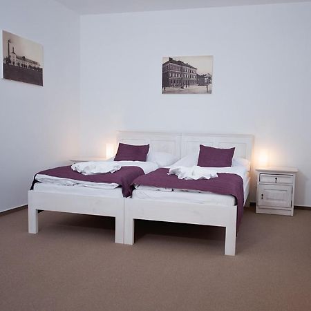 Hotel Slavia Svitavy Luaran gambar