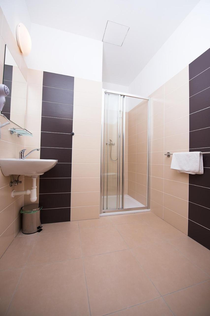 Hotel Slavia Svitavy Luaran gambar